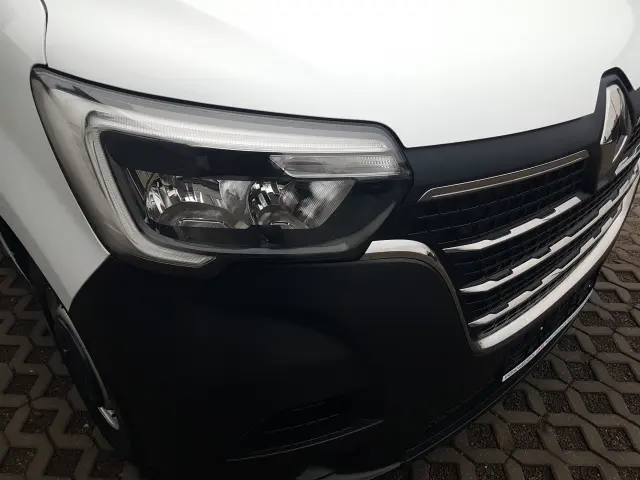 RENAULT MASTER 8EP CHŁODNIA MROŹNIA  4,22x2,10x2,01 IZOTERMA AGREGAT THERMO KING V-500 MAX