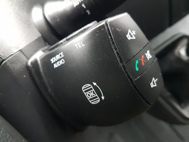 RENAULT MASTER 8EP CHŁODNIA MROŹNIA  4,22x2,10x2,01 IZOTERMA AGREGAT THERMO KING V-500 MAX