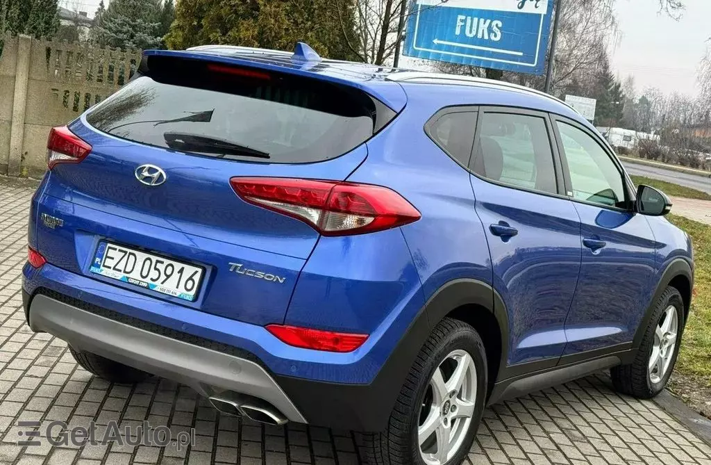 HYUNDAI Tucson 