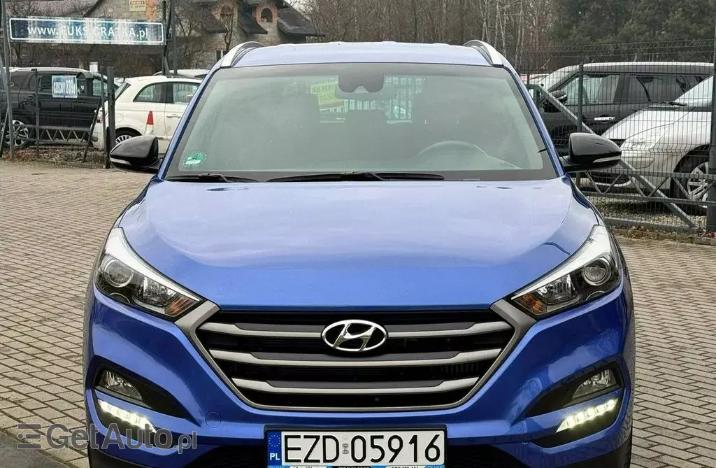 HYUNDAI Tucson 