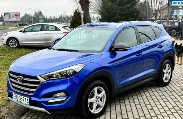 HYUNDAI Tucson 