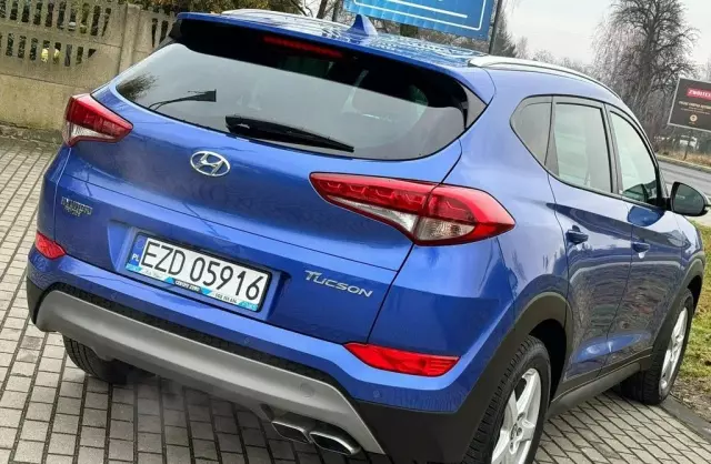 HYUNDAI Tucson 