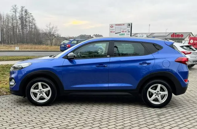 HYUNDAI Tucson 