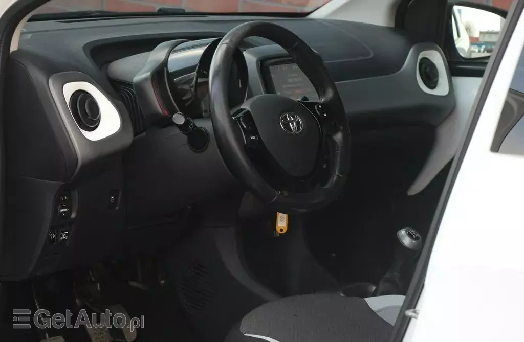 TOYOTA Aygo 