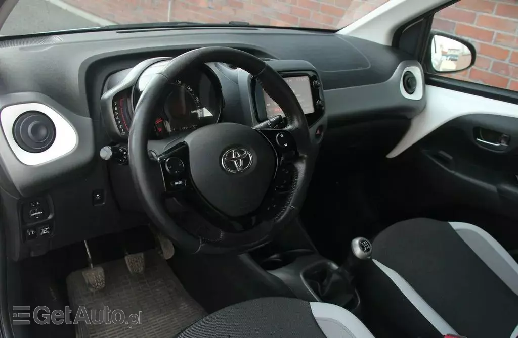 TOYOTA Aygo 