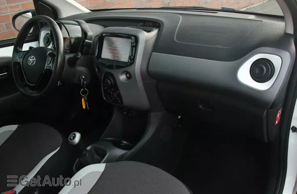 TOYOTA Aygo 