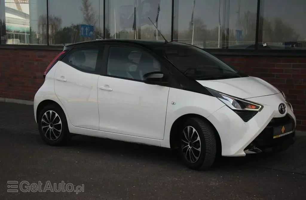TOYOTA Aygo 