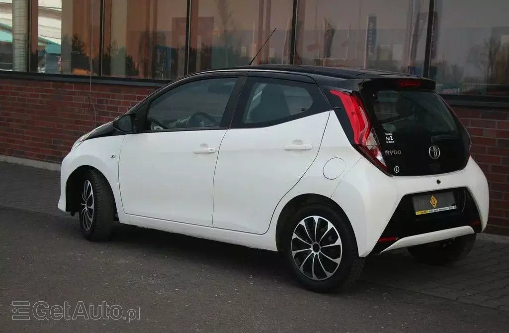 TOYOTA Aygo 