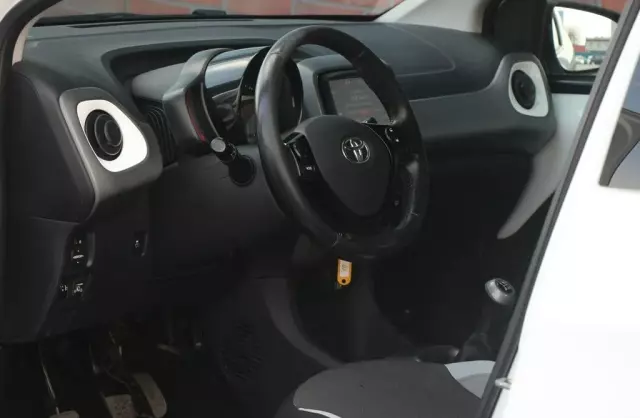 TOYOTA Aygo 