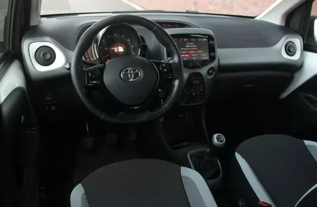 TOYOTA Aygo 