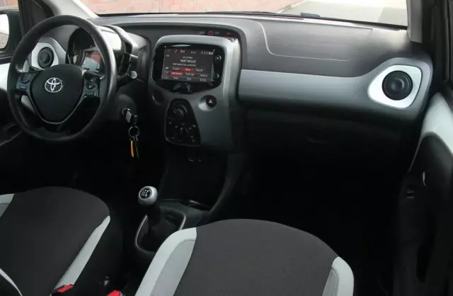 TOYOTA Aygo 