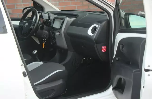TOYOTA Aygo 
