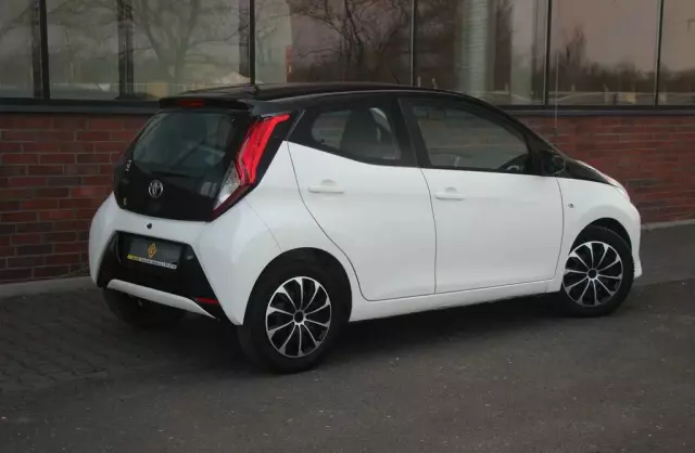 TOYOTA Aygo 