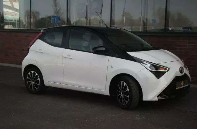 TOYOTA Aygo 