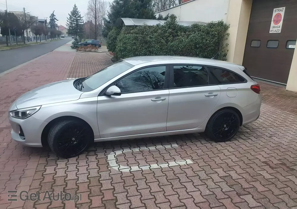 HYUNDAI I30 Kombi 1.4 Select