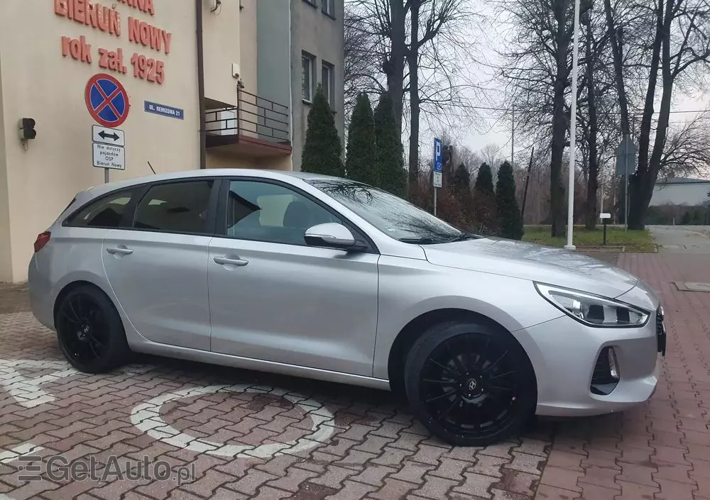 HYUNDAI I30 Kombi 1.4 Select