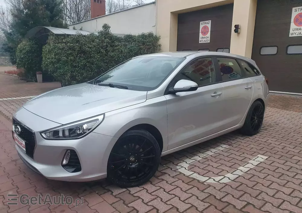 HYUNDAI I30 Kombi 1.4 Select