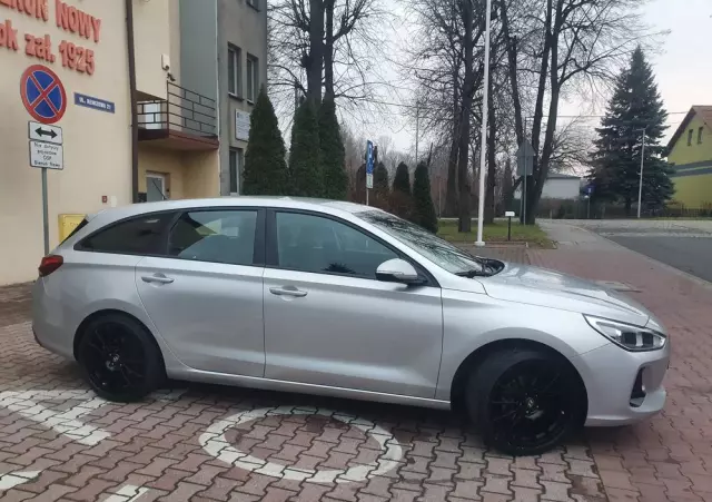 HYUNDAI I30 Kombi 1.4 Select