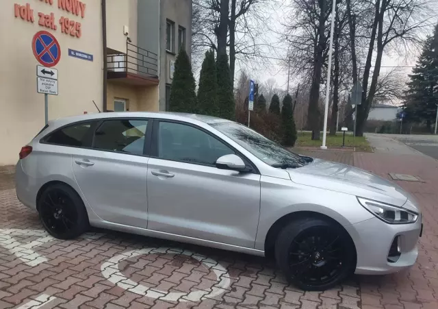 HYUNDAI I30 Kombi 1.4 Select