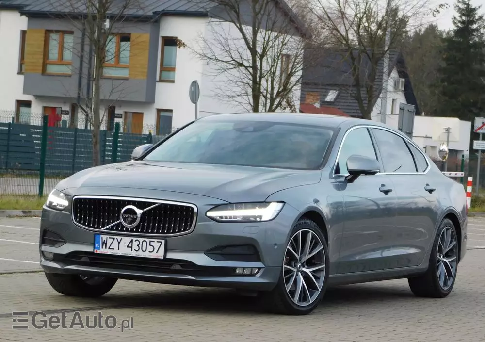 VOLVO S90 T5 Geartronic Momentum