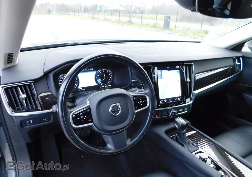 VOLVO S90 T5 Geartronic Momentum