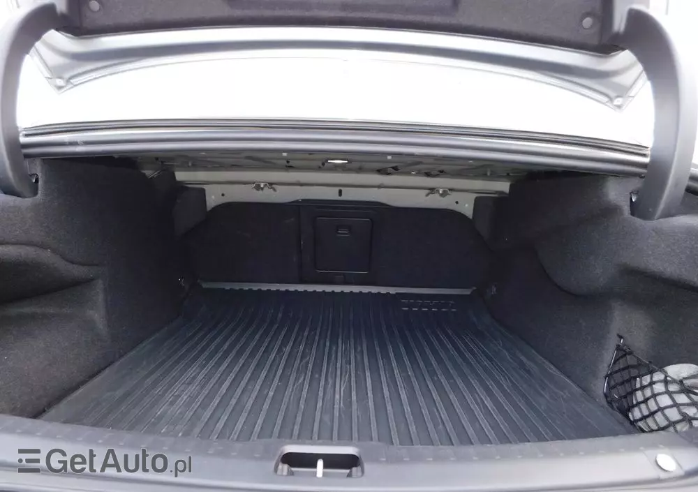 VOLVO S90 T5 Geartronic Momentum