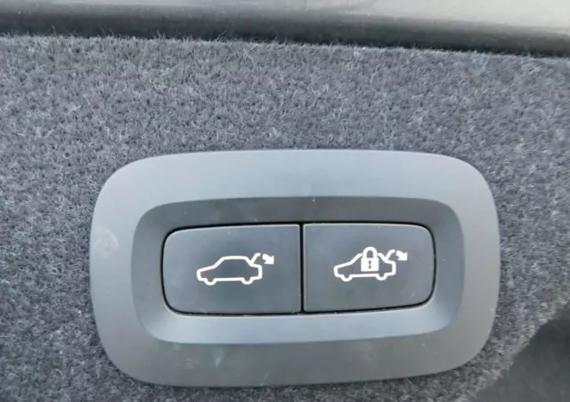 VOLVO S90 T5 Geartronic Momentum