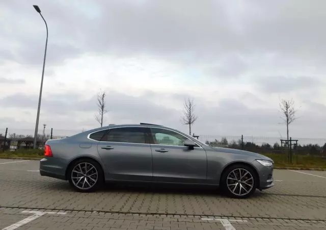 VOLVO S90 T5 Geartronic Momentum
