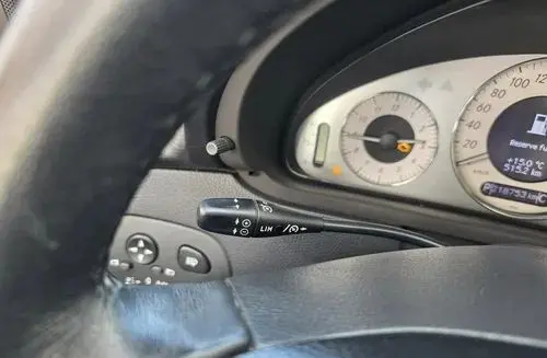 MERCEDES-BENZ CLK 