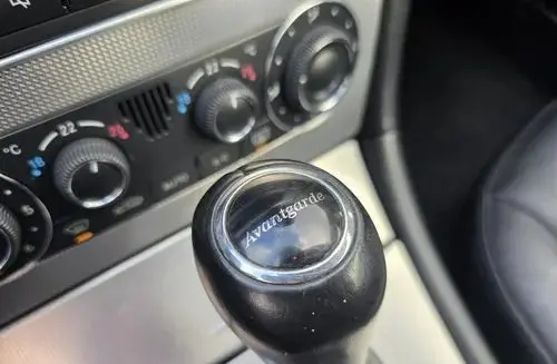 MERCEDES-BENZ CLK 