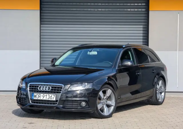 AUDI A4 Avant 1.8 TFSI S line Sportpaket (plus)