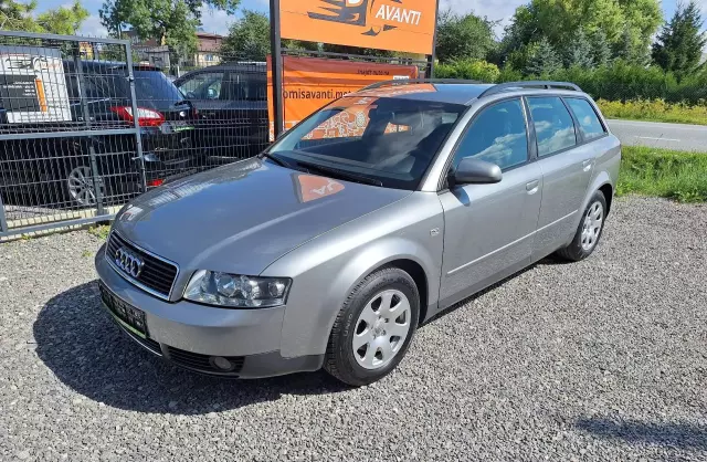 AUDI A4 1.9 TDI (130 KM)