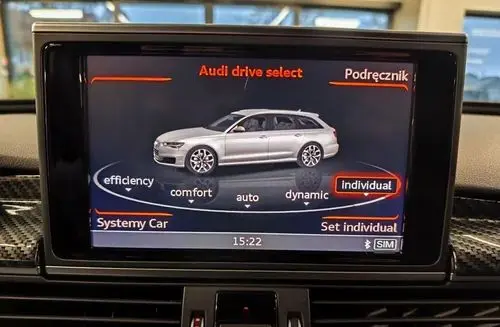 AUDI A6 