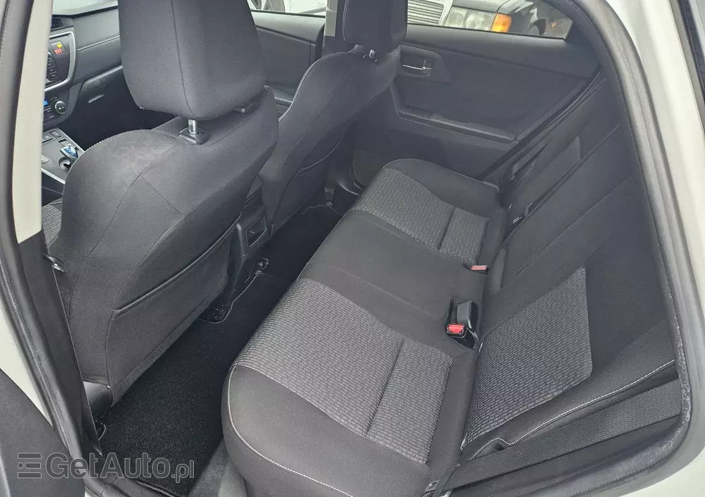 TOYOTA Auris Hybrid 135 Prestige