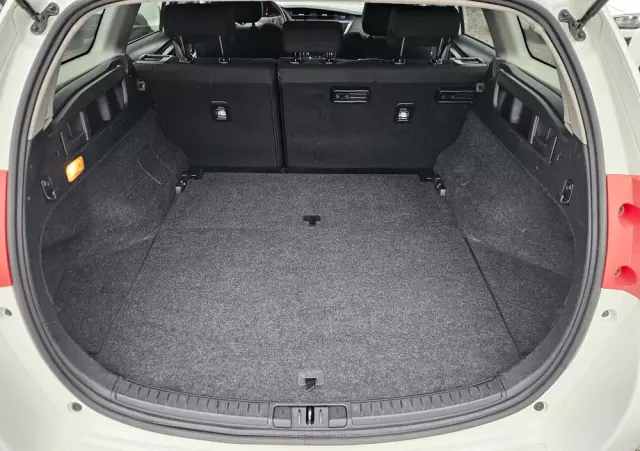 TOYOTA Auris Hybrid 135 Prestige