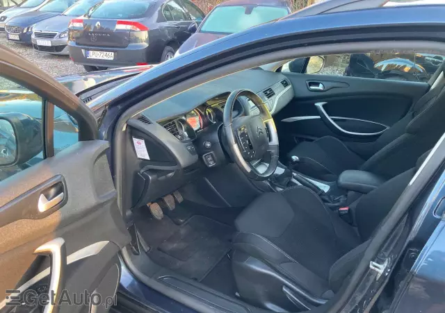 CITROËN C5 1.8i 16V Attraction