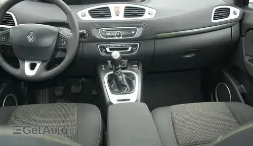 RENAULT Grand Scenic 