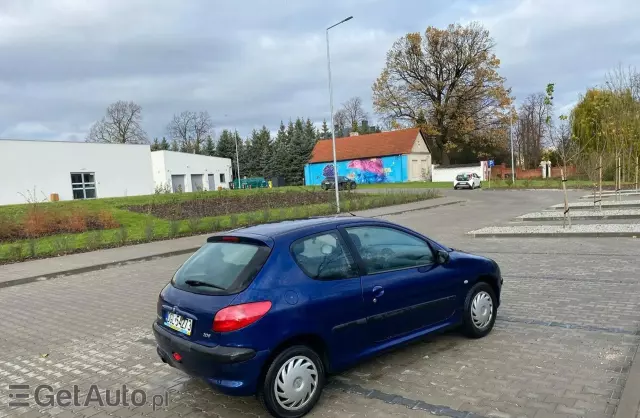 PEUGEOT 206 