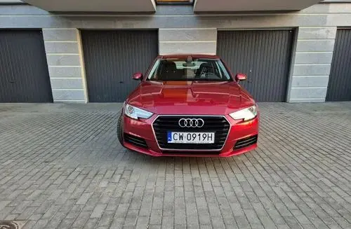 AUDI A4 