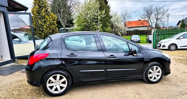 PEUGEOT 308 1.6 Premium Plus