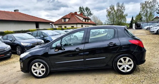 PEUGEOT 308 1.6 Premium Plus