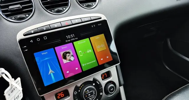 PEUGEOT 308 1.6 Premium Plus