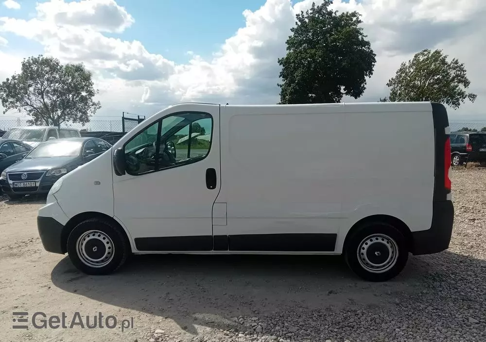 RENAULT Trafic 