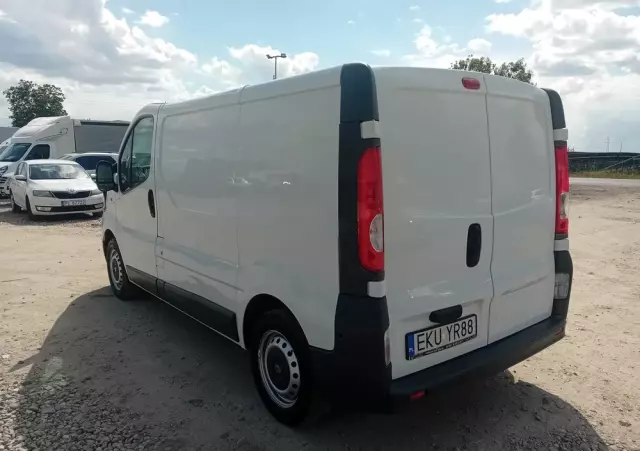 RENAULT Trafic 