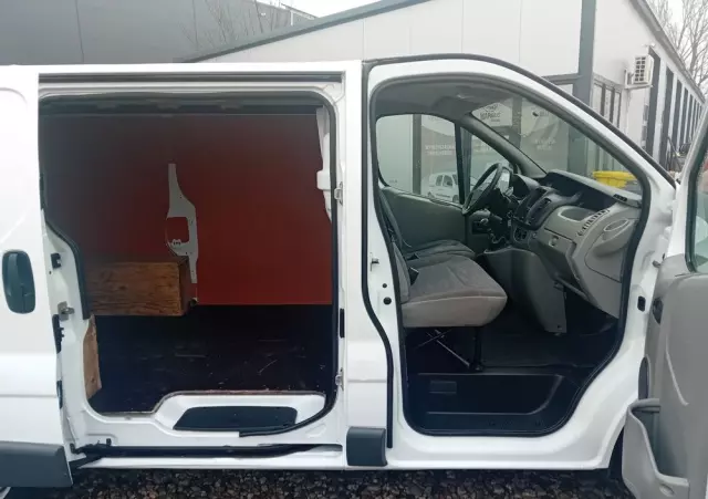 RENAULT Trafic 