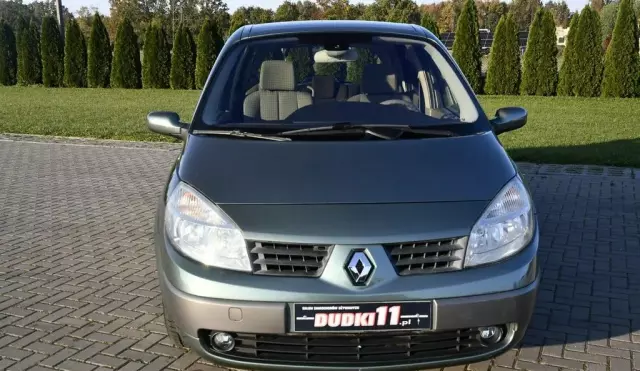 RENAULT Scenic 