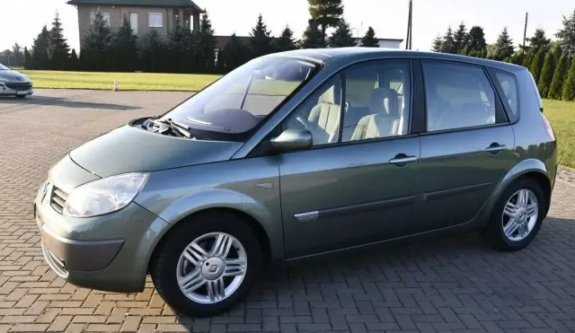 RENAULT Scenic 