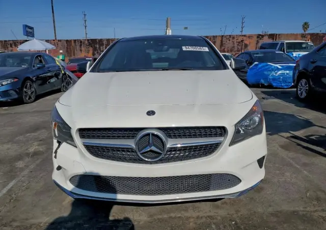 MERCEDES-BENZ CLA 