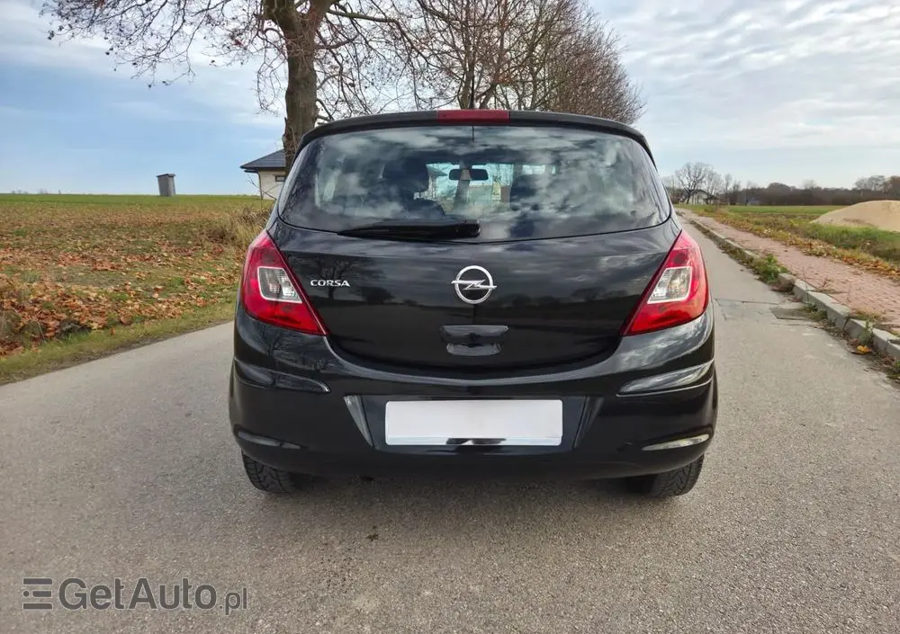 OPEL Corsa 1.2 16V Color Edition