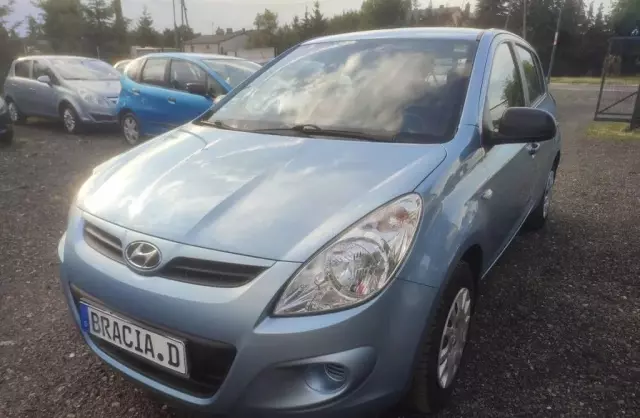 HYUNDAI I20 